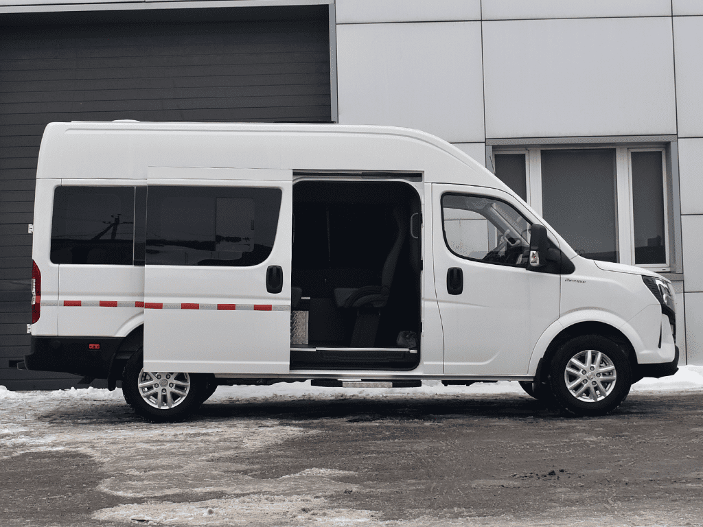 Туристический автобус DongFeng